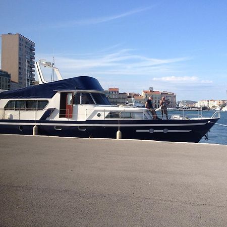 Yacht Bateau Moteur Benetti 19M Ξενοδοχείο Σετ Εξωτερικό φωτογραφία