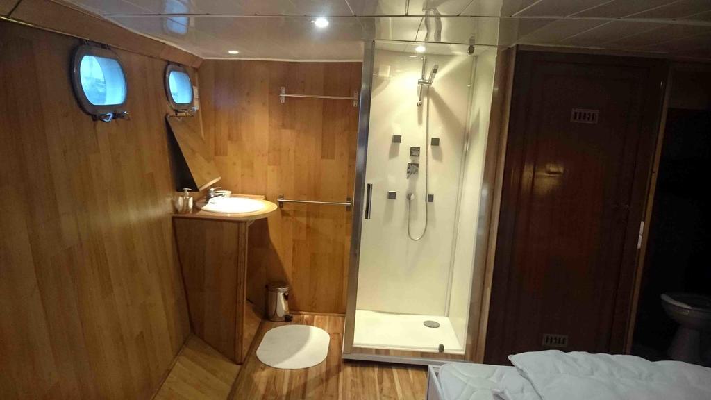 Yacht Bateau Moteur Benetti 19M Ξενοδοχείο Σετ Εξωτερικό φωτογραφία